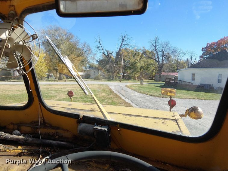 image for item FK0523 Wayne 1-460 street sweeper truck