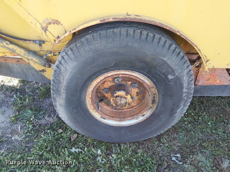 image for item FK0523 Wayne 1-460 street sweeper truck