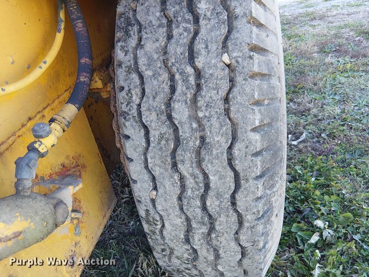 image for item FK0523 Wayne 1-460 street sweeper truck