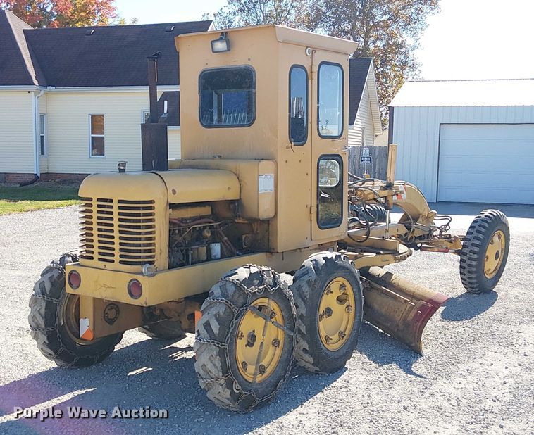 image for item FK0524 1957 Allis-Chalmers D rigid frame motor grader