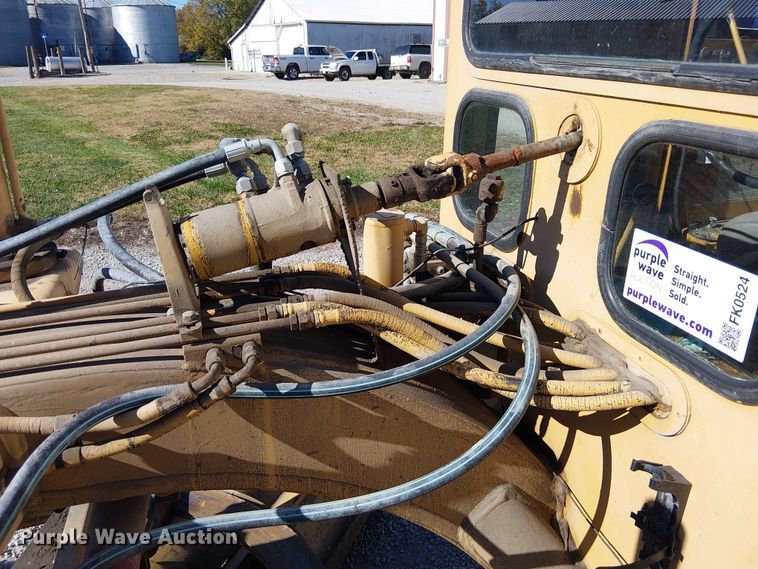 image for item FK0524 1957 Allis-Chalmers D rigid frame motor grader