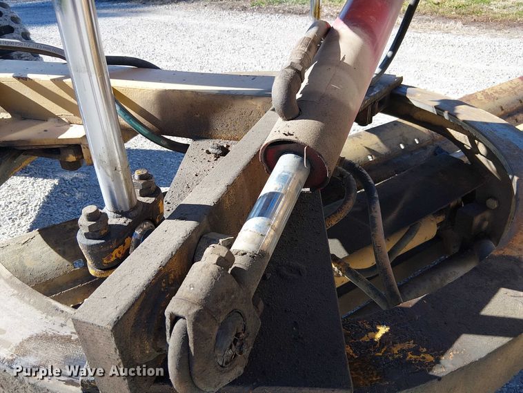 image for item FK0524 1957 Allis-Chalmers D rigid frame motor grader