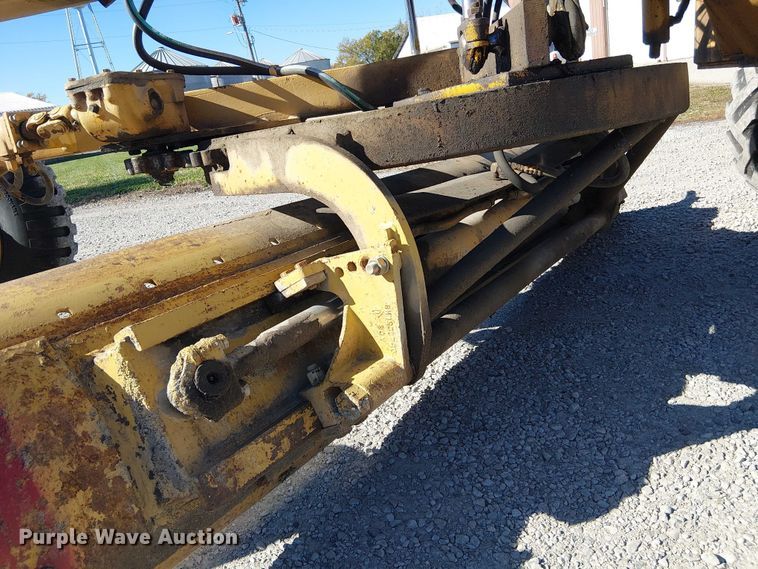 image for item FK0524 1957 Allis-Chalmers D rigid frame motor grader