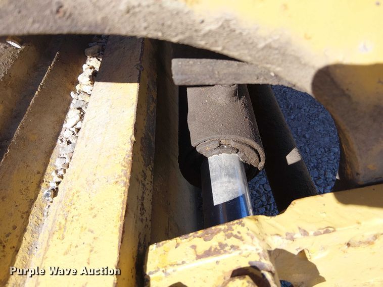 image for item FK0524 1957 Allis-Chalmers D rigid frame motor grader