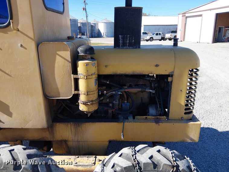 image for item FK0524 1957 Allis-Chalmers D rigid frame motor grader