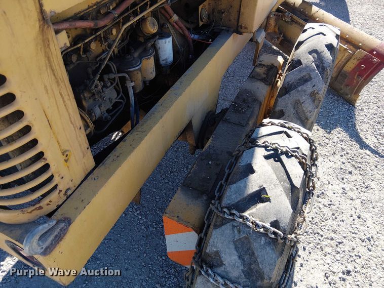 image for item FK0524 1957 Allis-Chalmers D rigid frame motor grader