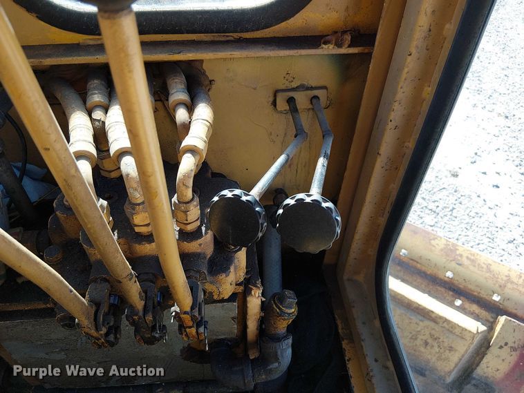 image for item FK0524 1957 Allis-Chalmers D rigid frame motor grader