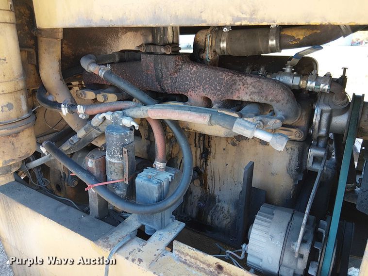 image for item FK0524 1957 Allis-Chalmers D rigid frame motor grader