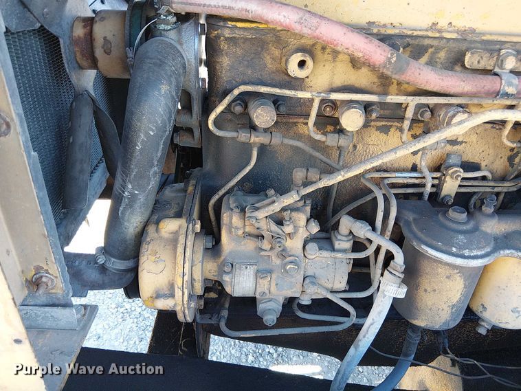 image for item FK0524 1957 Allis-Chalmers D rigid frame motor grader