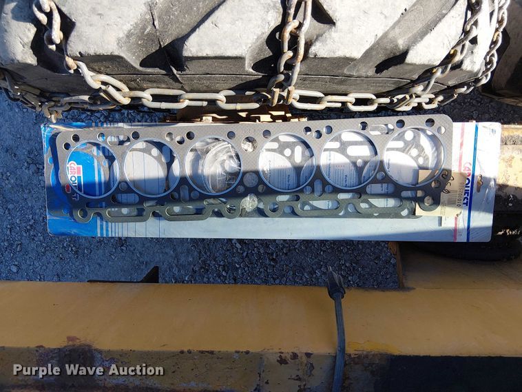 image for item FK0524 1957 Allis-Chalmers D rigid frame motor grader