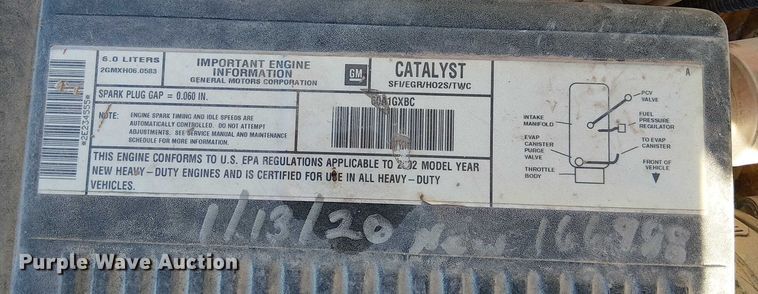 image for item FK0539 2002 Chevrolet Silverado 2500HD utility bed pickup truck