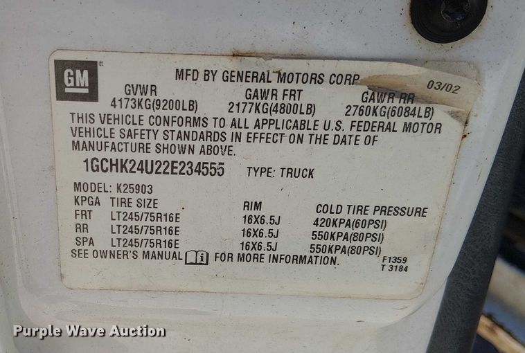 image for item FK0539 2002 Chevrolet Silverado 2500HD utility bed pickup truck