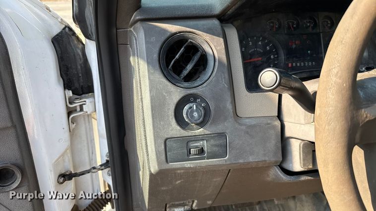 image for item GH9317 2010 Ford F150 pickup truck