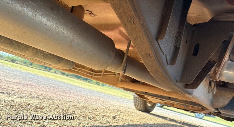 image for item IE9190 2011 Chevrolet Silverado 3500HD Crew Cab pickup truck