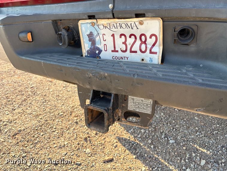 image for item IE9191 2011 Chevrolet Silverado 3500HD Crew Cab pickup truck