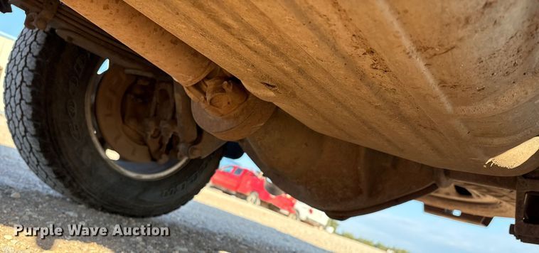 image for item IE9191 2011 Chevrolet Silverado 3500HD Crew Cab pickup truck