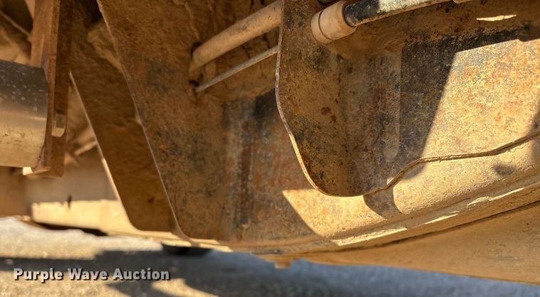 image for item IE9191 2011 Chevrolet Silverado 3500HD Crew Cab pickup truck