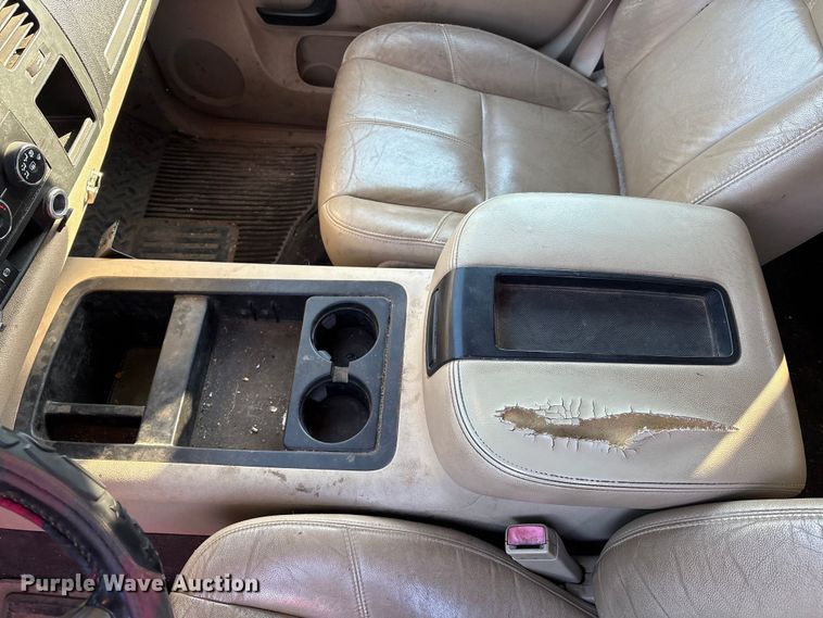 image for item IE9191 2011 Chevrolet Silverado 3500HD Crew Cab pickup truck