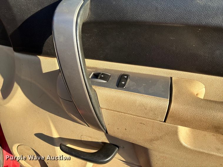 image for item IE9191 2011 Chevrolet Silverado 3500HD Crew Cab pickup truck