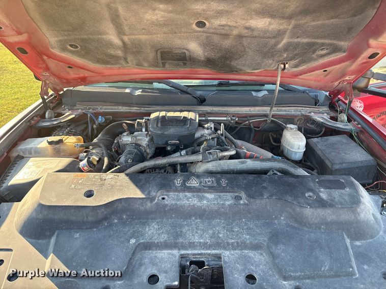 image for item IE9191 2011 Chevrolet Silverado 3500HD Crew Cab pickup truck