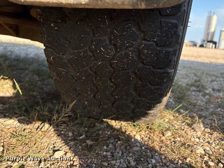 image for item IE9191 2011 Chevrolet Silverado 3500HD Crew Cab pickup truck