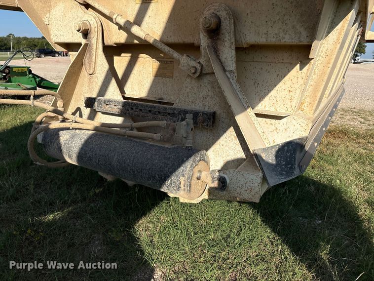 image for item IE9194 2014 CTS BDT-40 LW bottom dump trailer