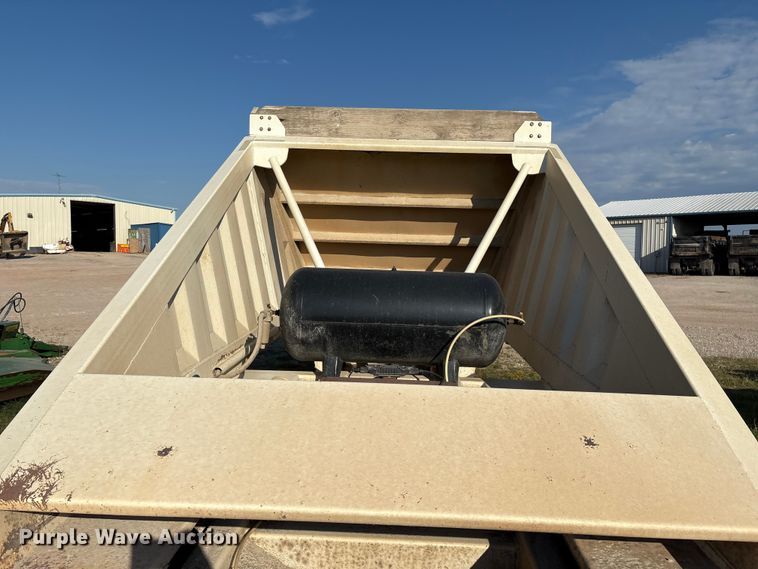 image for item IE9194 2014 CTS BDT-40 LW bottom dump trailer