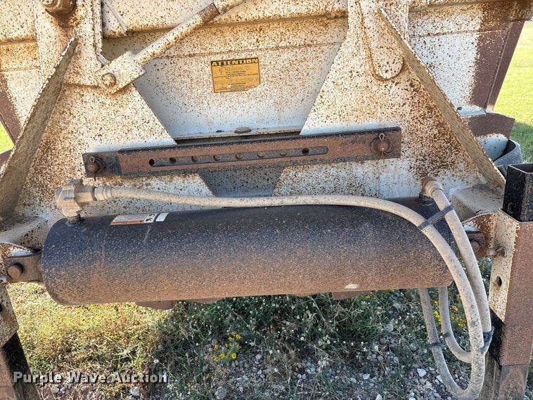 image for item IE9194 2014 CTS BDT-40 LW bottom dump trailer