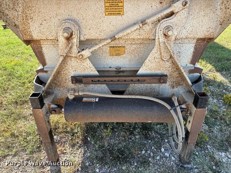 image for item IE9194 2014 CTS BDT-40 LW bottom dump trailer