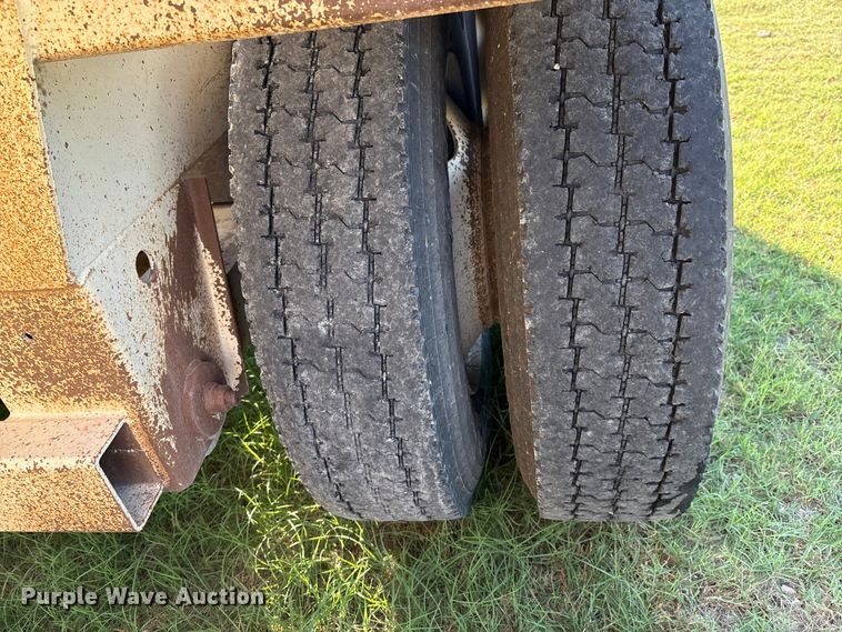 image for item IE9194 2014 CTS BDT-40 LW bottom dump trailer