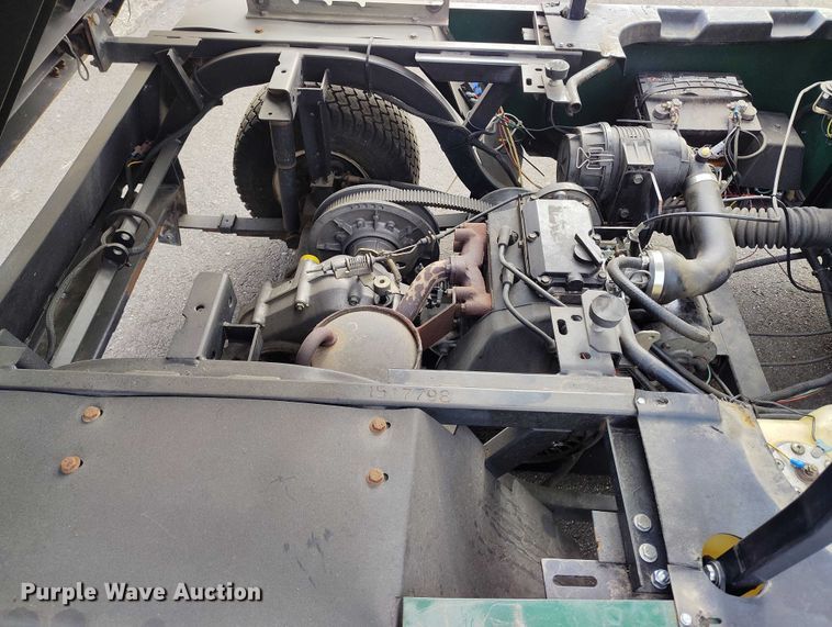 image for item IH9306 2002 EZ-GO Workhorse 1200 GLX golf cart