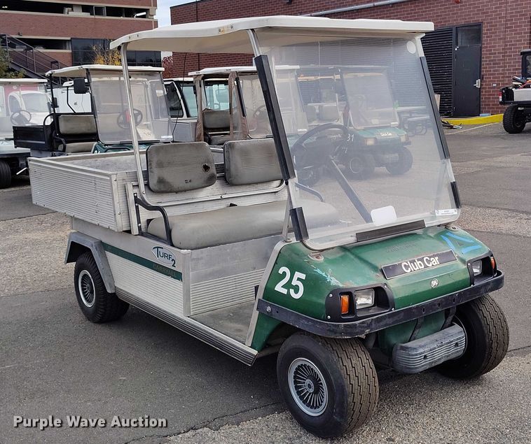 image for item IH9307 2004 Club Car 800 2 golf cart