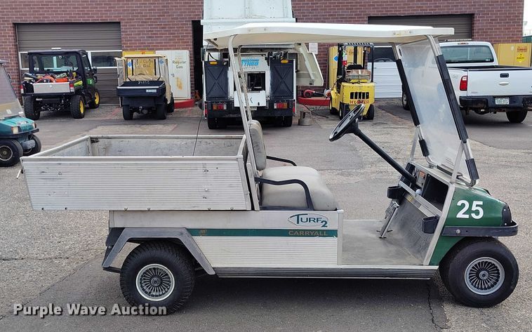 image for item IH9307 2004 Club Car 800 2 golf cart