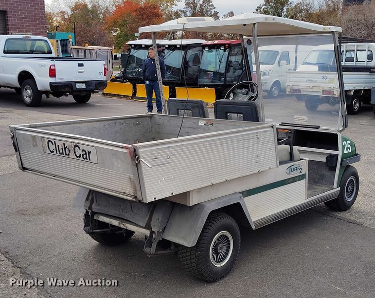 image for item IH9307 2004 Club Car 800 2 golf cart