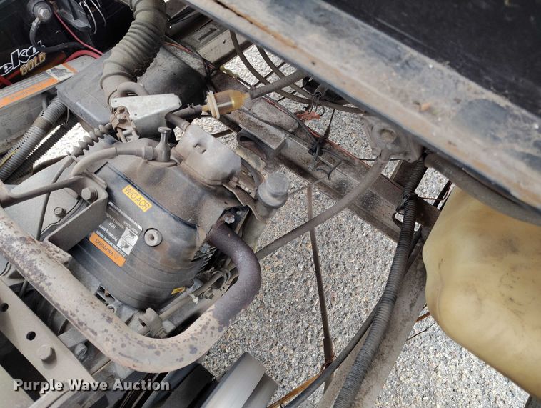 image for item IH9308 2007 Club Car 900 golf cart