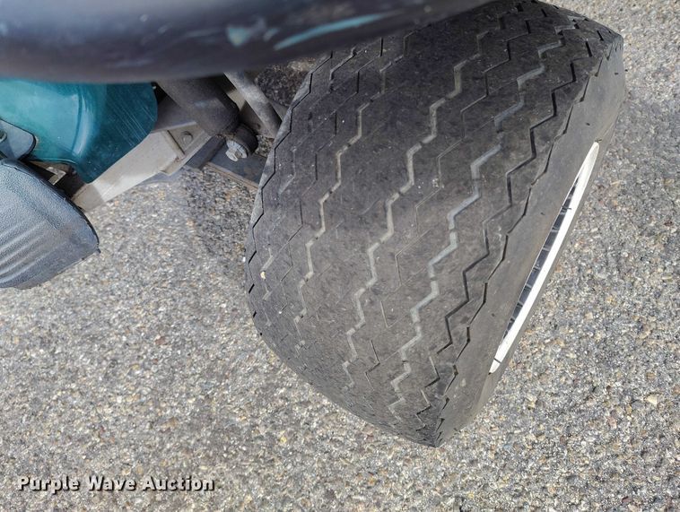 image for item IH9308 2007 Club Car 900 golf cart