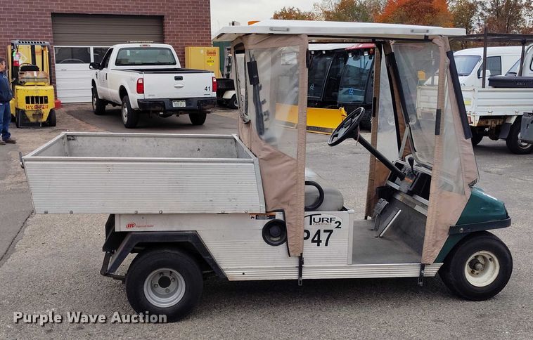 image for item IH9309 2008 Club Car 800 2 golf cart