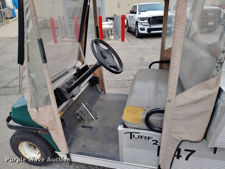 image for item IH9309 2008 Club Car 800 2 golf cart