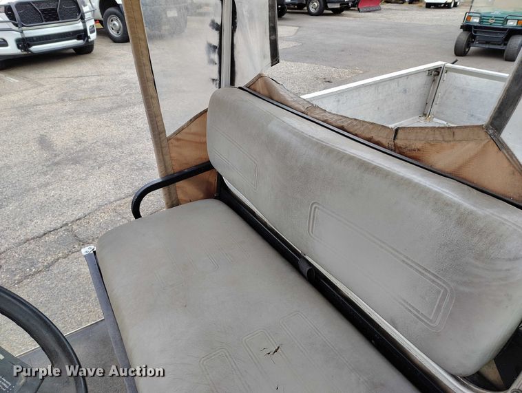 image for item IH9309 2008 Club Car 800 2 golf cart