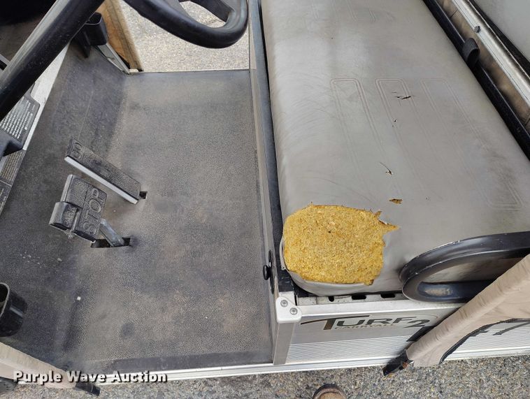 image for item IH9309 2008 Club Car 800 2 golf cart