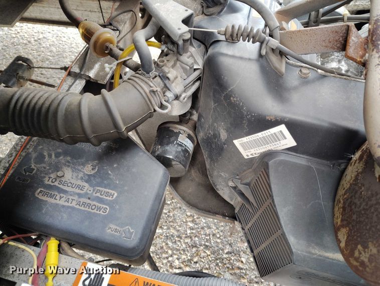 image for item IH9309 2008 Club Car 800 2 golf cart