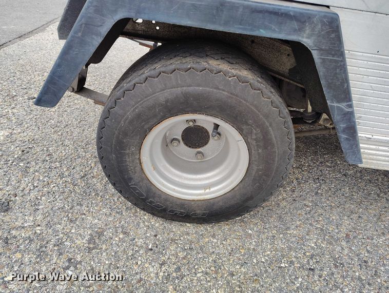 image for item IH9309 2008 Club Car 800 2 golf cart