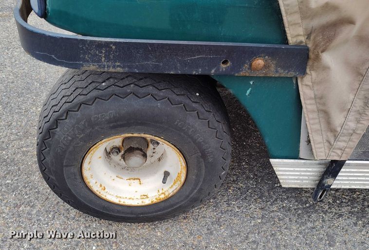 image for item IH9309 2008 Club Car 800 2 golf cart