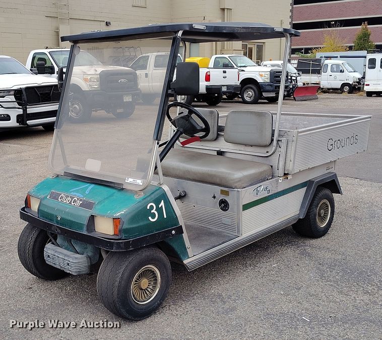 image for item IH9310 1999 Club Car 800 2 golf cart