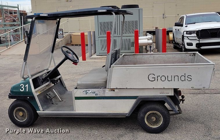 image for item IH9310 1999 Club Car 800 2 golf cart