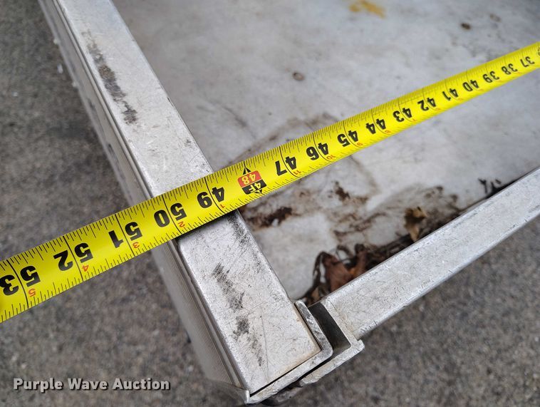 image for item IH9310 1999 Club Car 800 2 golf cart