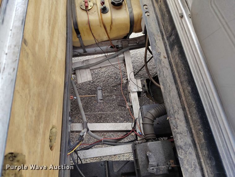 image for item IH9310 1999 Club Car 800 2 golf cart