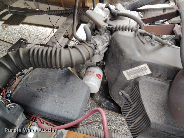 image for item IH9310 1999 Club Car 800 2 golf cart