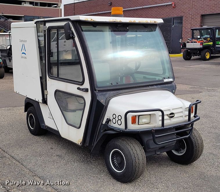 image for item IH9311 2002 EZ-GO Workhorse 1000E golf cart