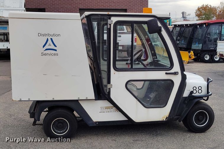 image for item IH9311 2002 EZ-GO Workhorse 1000E golf cart